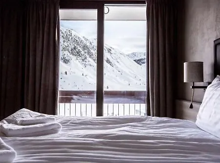 Langley 2100 3* Tignes