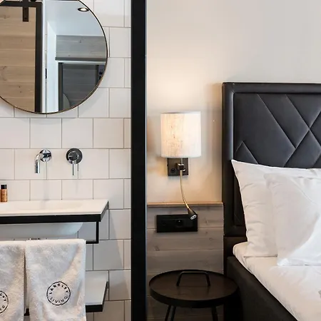 Langley 2100 3* Tignes