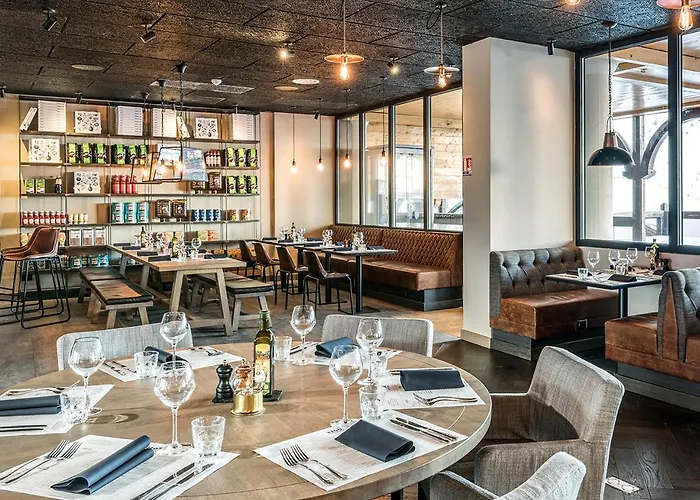 Langley 2100 Szálloda 3*